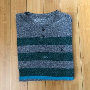 Medium American Eagle Shirt